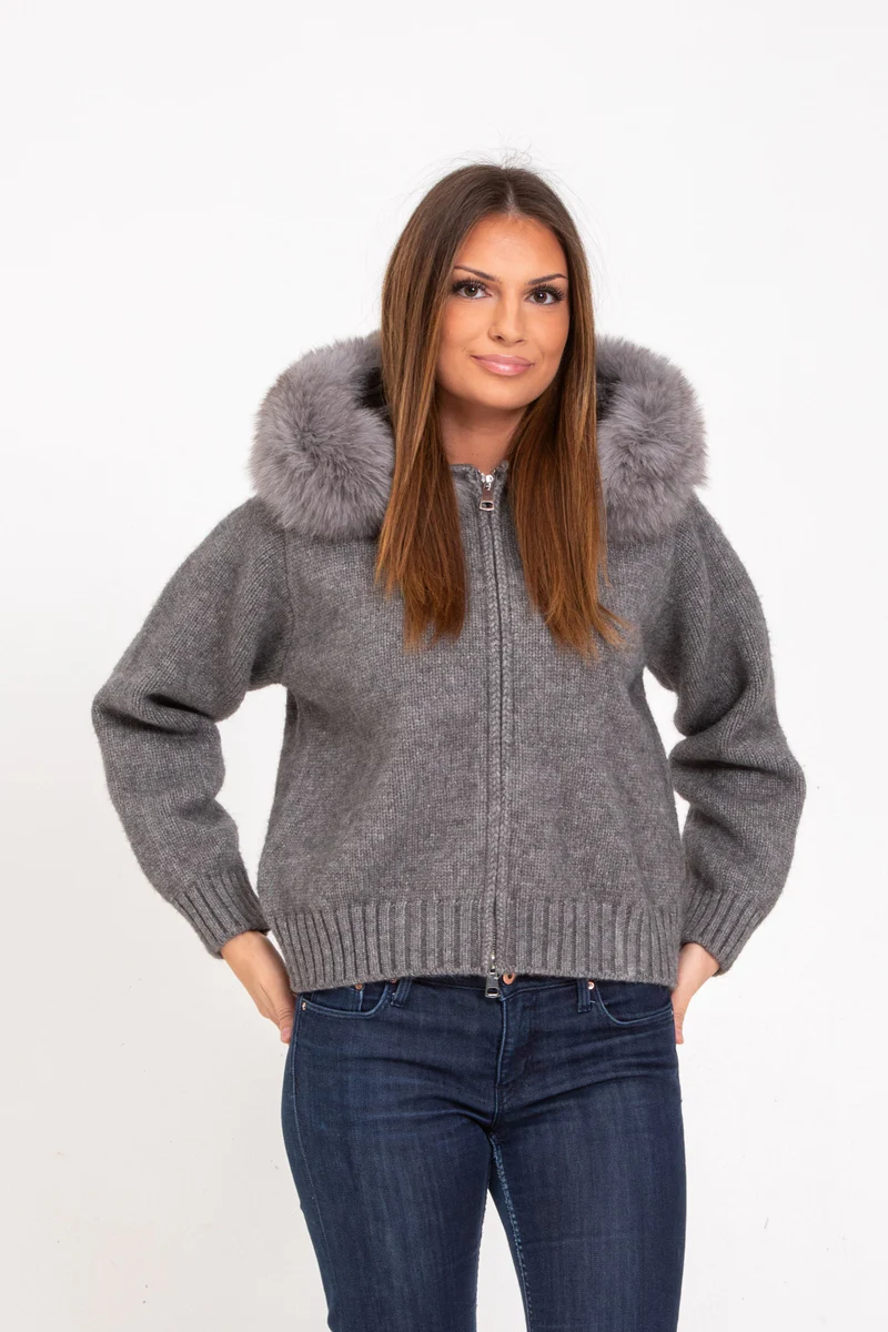 Liora | Chic Cardigan